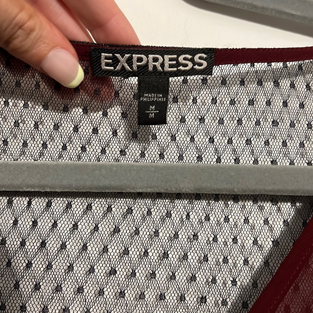 Express Blouse - Picture 3 of 5
